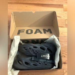 Yeezy foam runners onyx